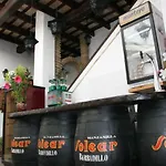 Torre De Guzman 2* كونيل ذي لا فرونتيرا